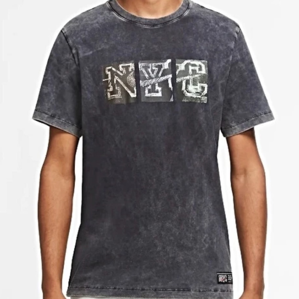 Nike NSW NYC Chalk Graphic aged cotton T-shirt